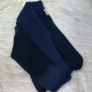 Navy Blue and Black Abercrombie Cardigan -VGUC-